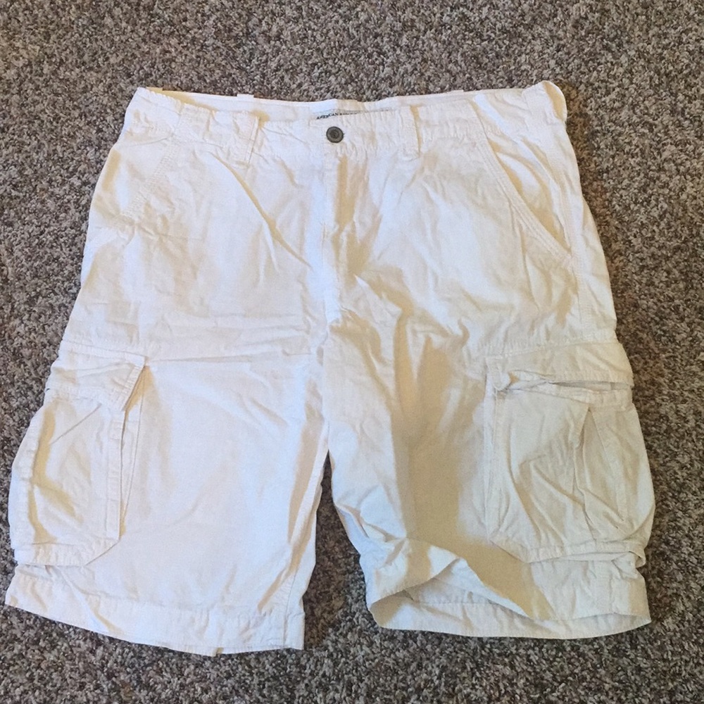Men’s American Eagle White Shorts
